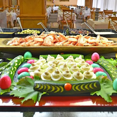 맥 푸에르토 마리나 베날마데나